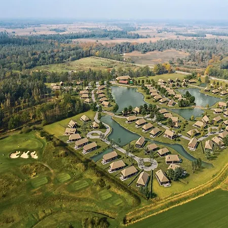 Vila Luxurious With A Garden Surrounded By Someren